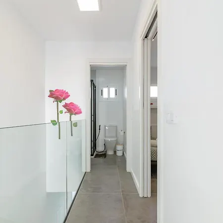 Alessandra, Your Private Garden! *